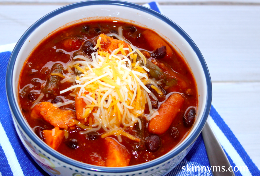 8 Skinny Soups & Stews Under 275 Calories