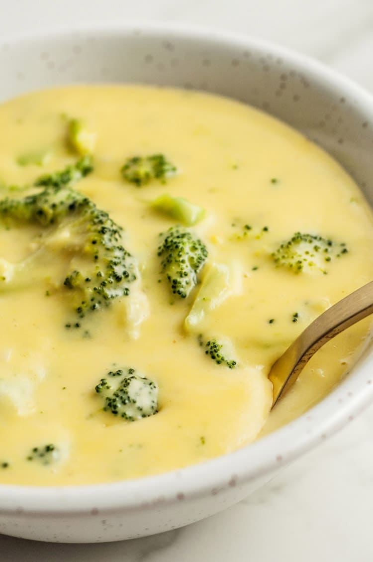 Best Creamy Slow Cooker Broccoli Cheddar Soup