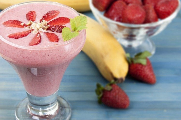 strawberry banana protein smoothie