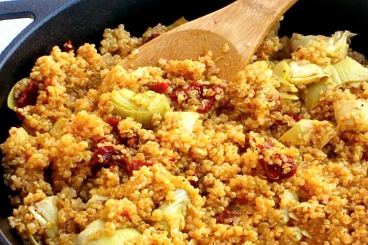 Skinny Quinoa Skillet Supper