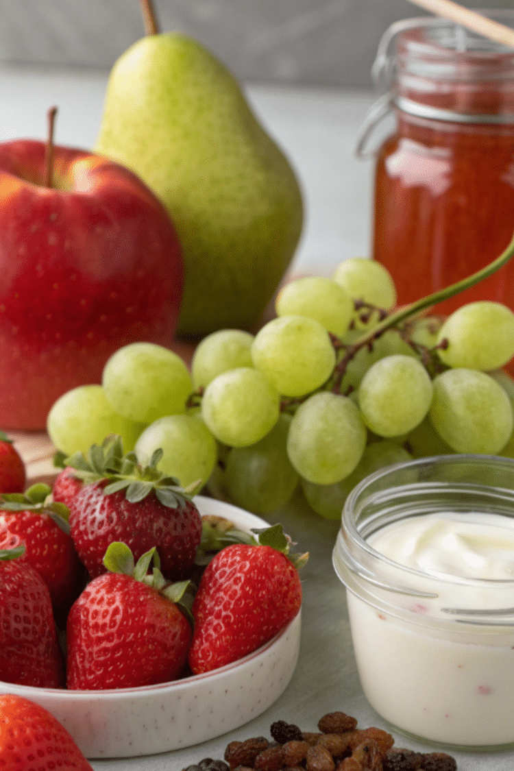 Ingredients for making this fruit and yogurt salad
