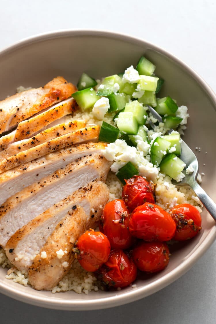 Enjoy the Greek-inspired flavors in this healthy meal.