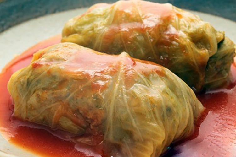 Slow Cooker Stuffed Cabbage Rolls