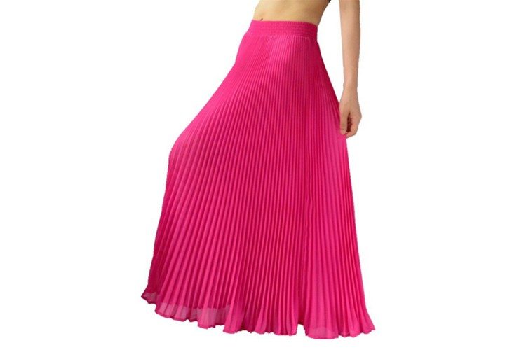 Get Taylor Swift's Look for Less2