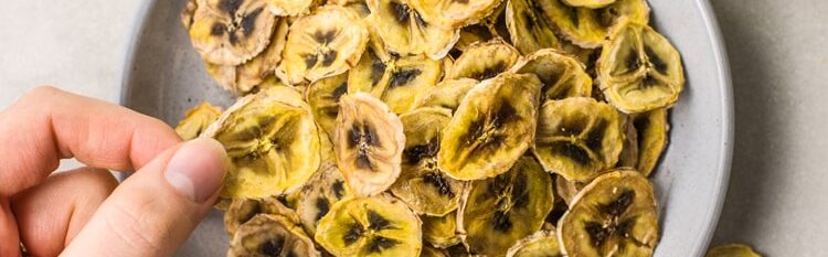 baked banana chips