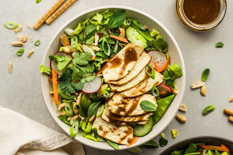 entree salad: thai chicken veggie salad