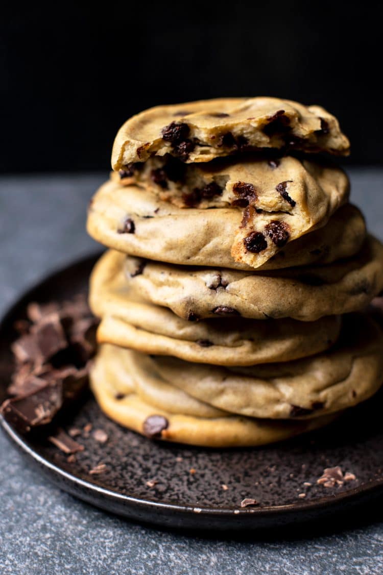 easy peanut butter banana cookies