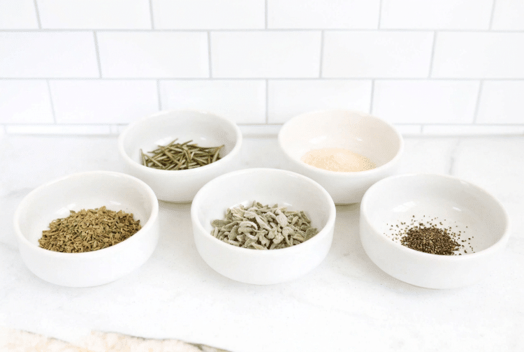 Herbs and spices needed for seasoning the turkey