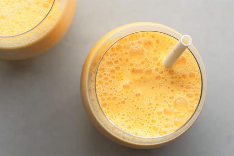 Make this easy smoothie as a snack or for dessert on a warm, Spring or Summer evening!