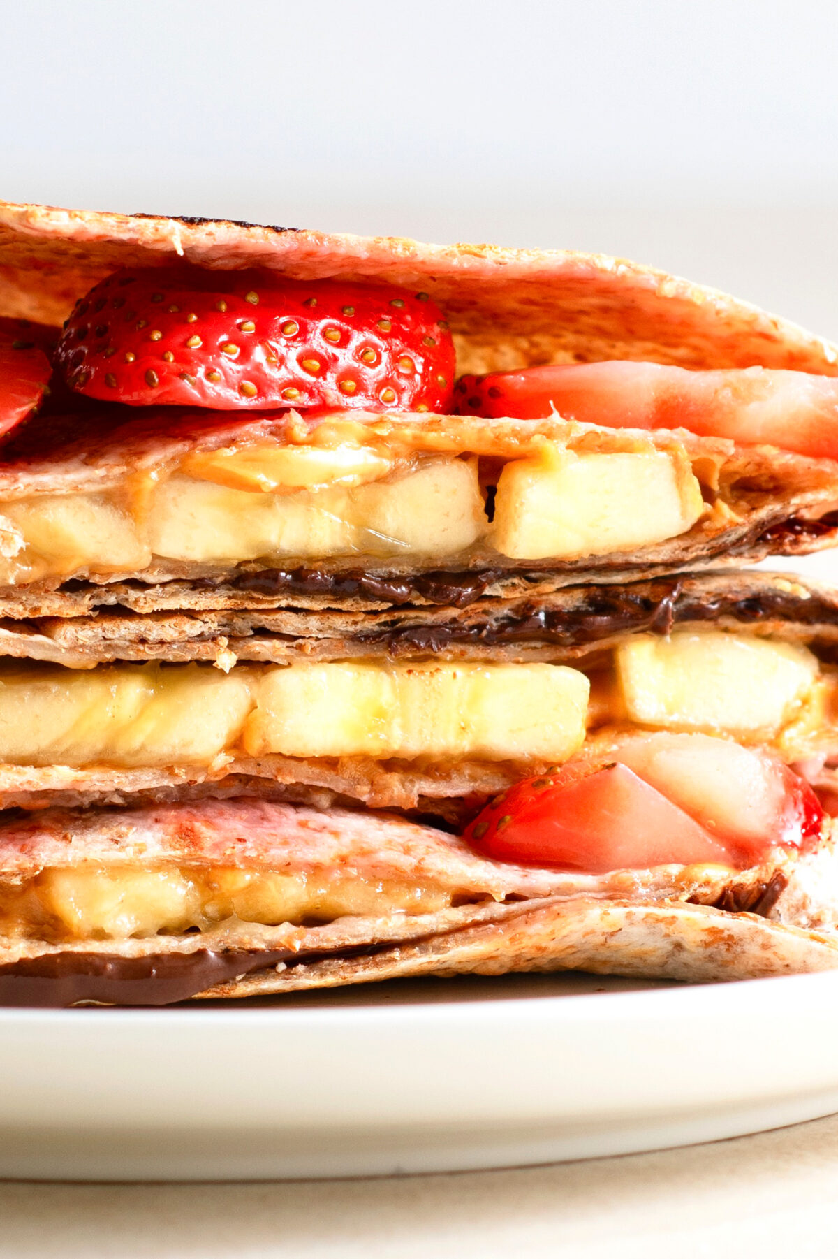 This grgeous and healthy snack is almost too pretty to eat.