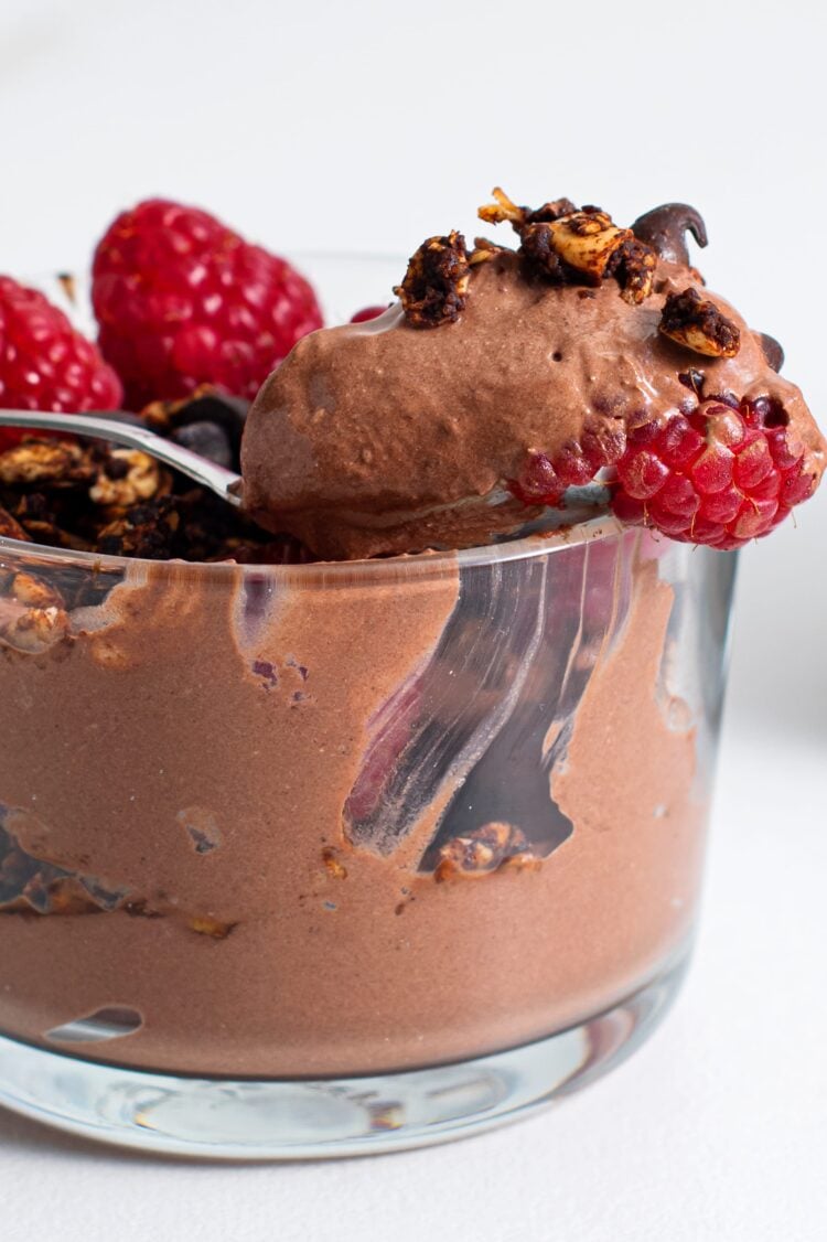 You only need five ingredients to create this sweet breakfast treat.
