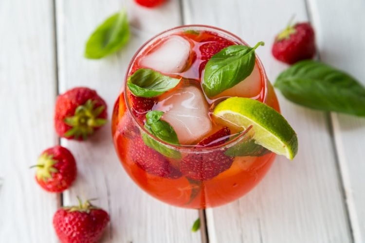 Clean Drinks Better than Soda: Strawberry Lime Basil Smash Drink
